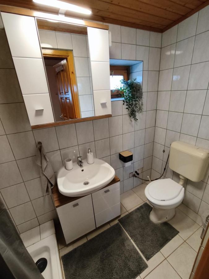 Suello Feszek Apartman Apartment Tiszafured Exterior photo